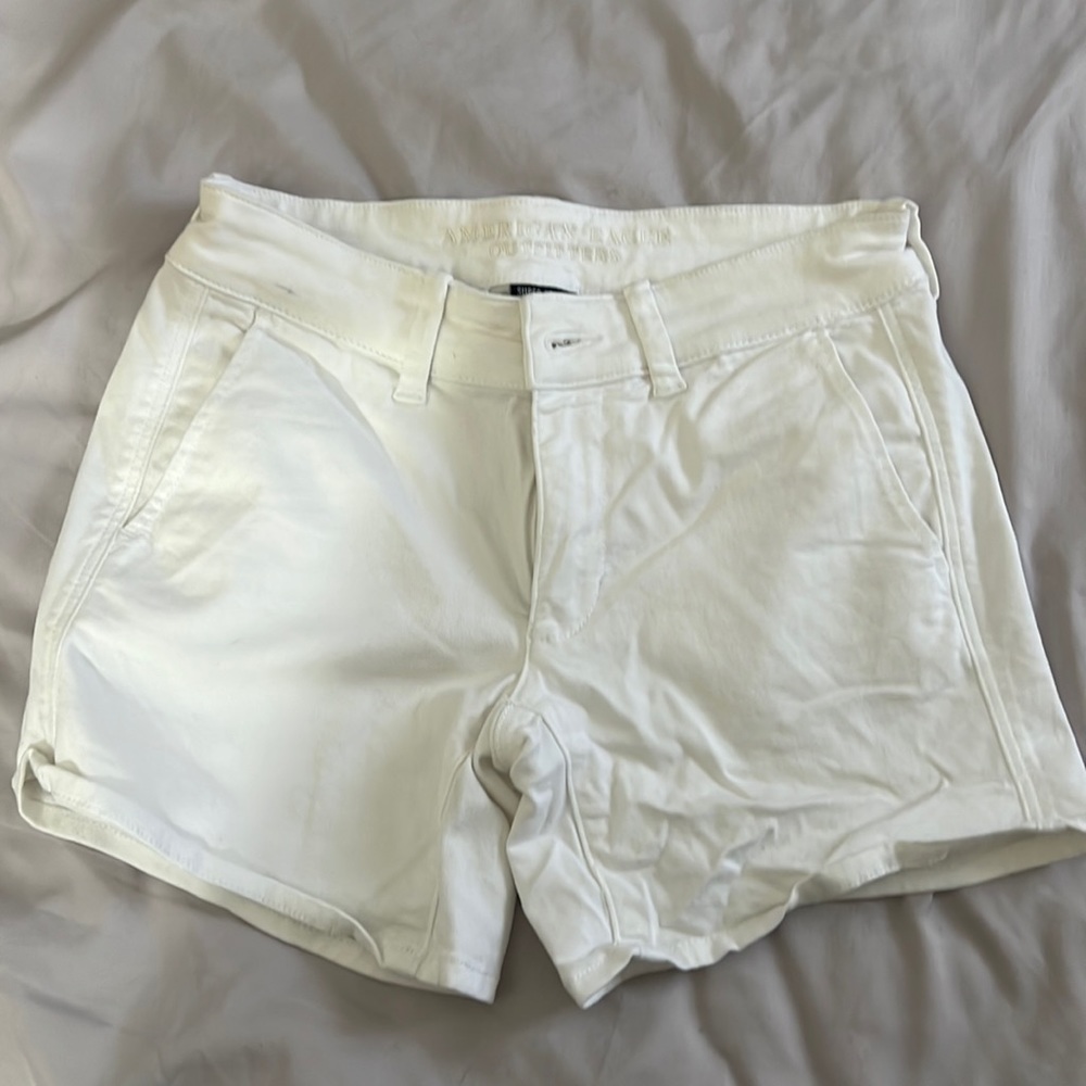 White American eagle shorts